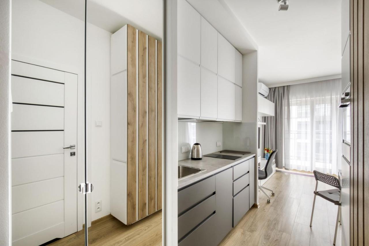 Warsaw Night Apartments Menica Residence Экстерьер фото